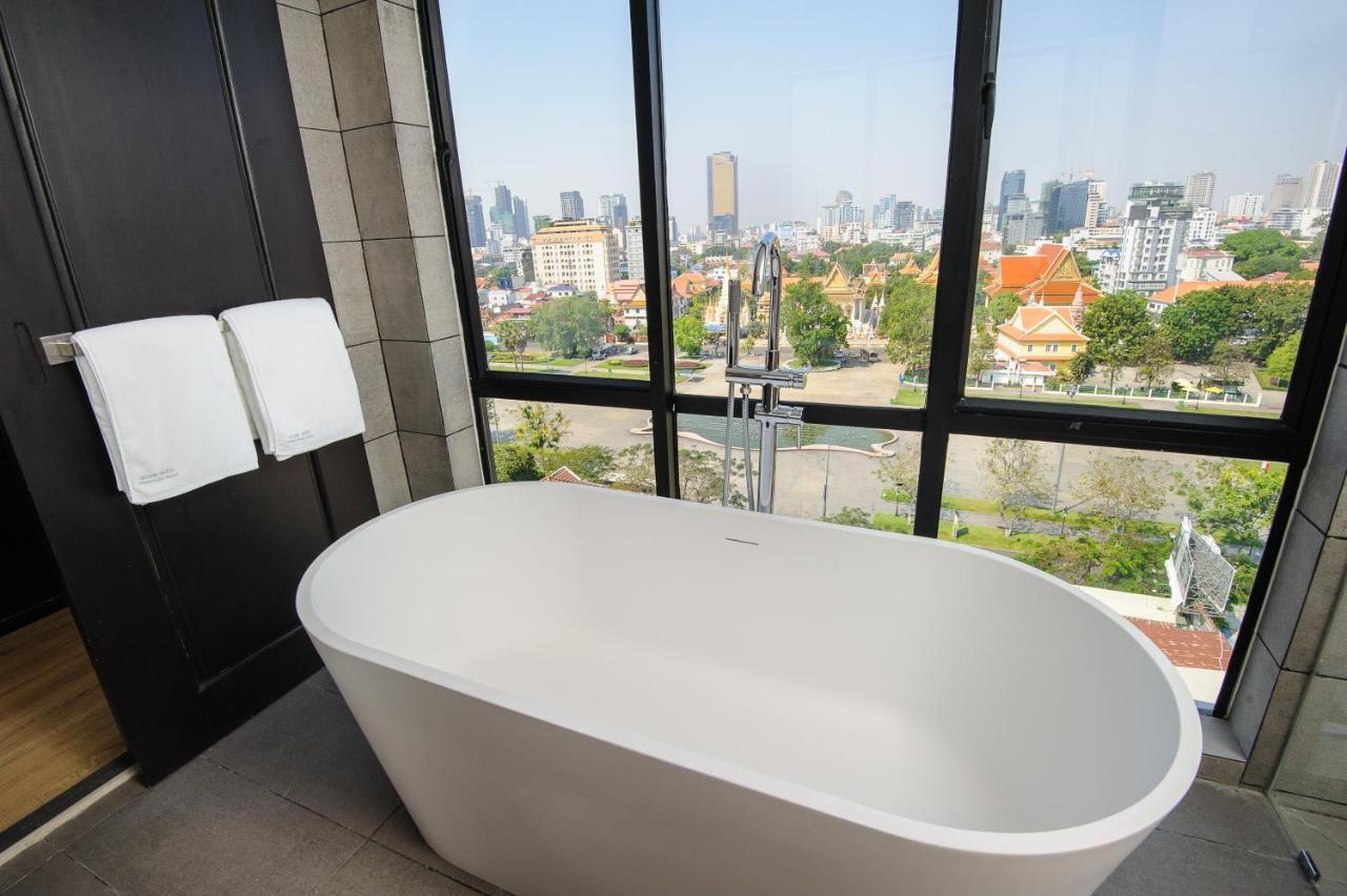 Glow Park Grand Royal Palace Hotel Phnom-Penh
