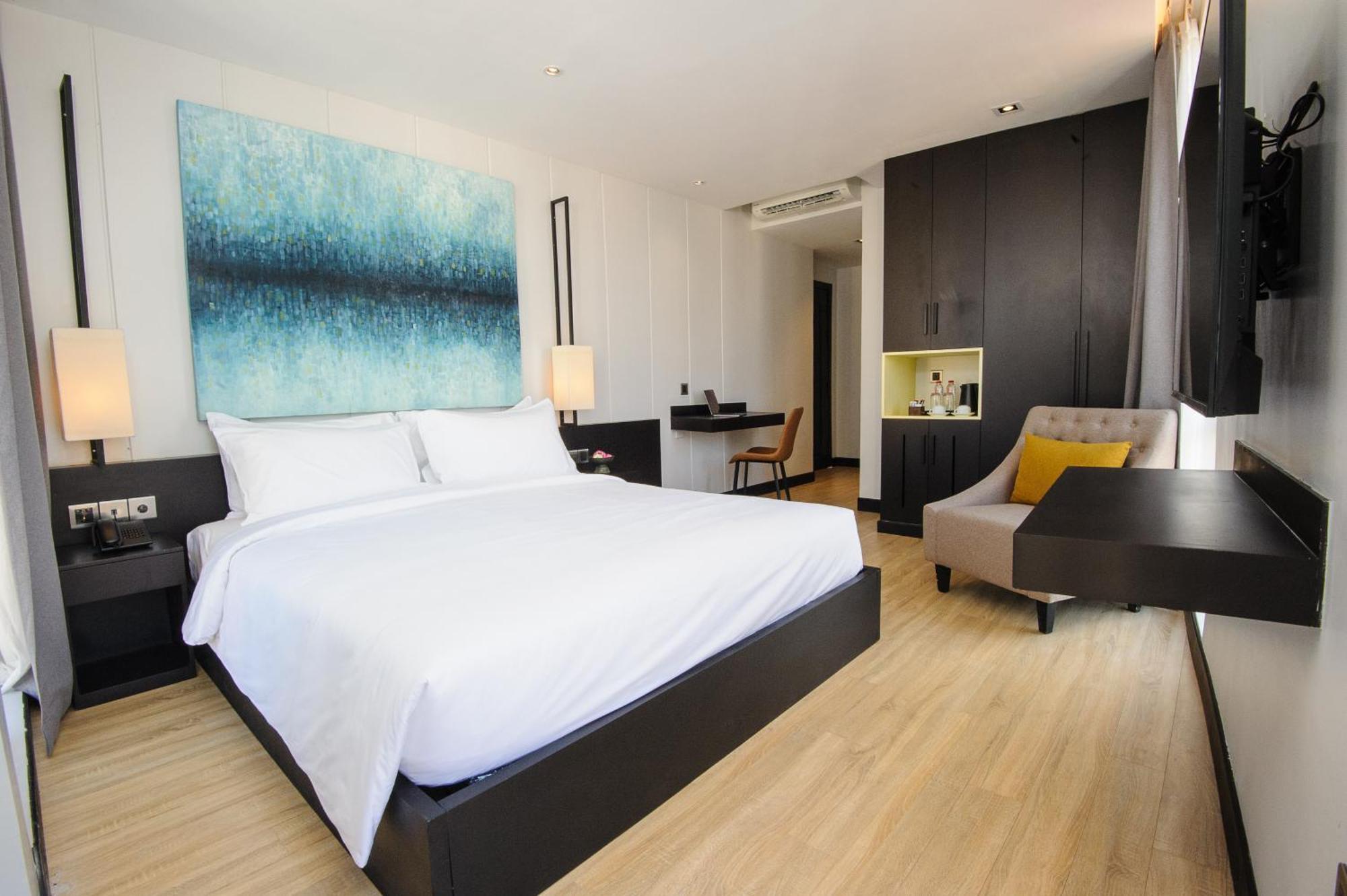 Hotel Glow Park Grand Royal Palace Phnom Penh