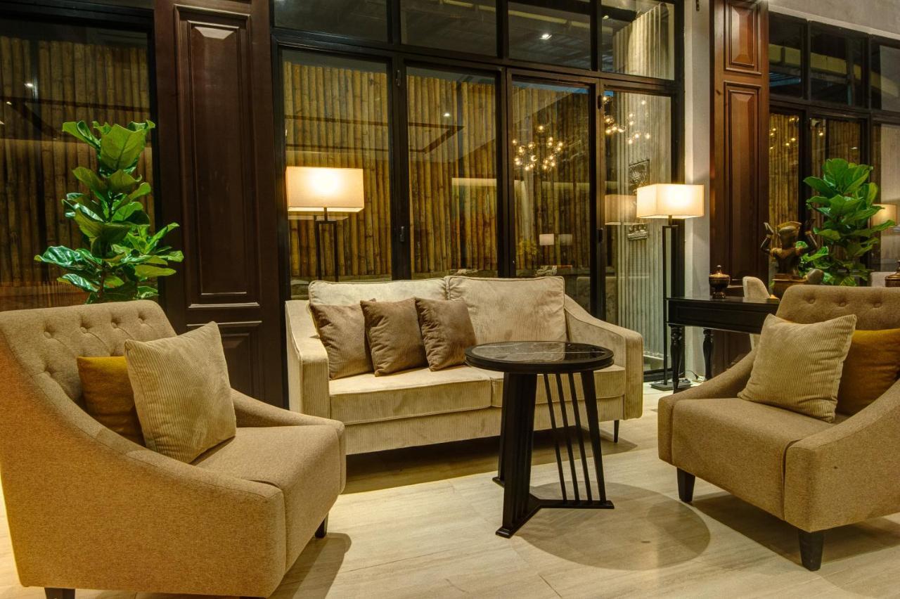 Hotel Glow Park Grand Royal Palace Phnom Penh